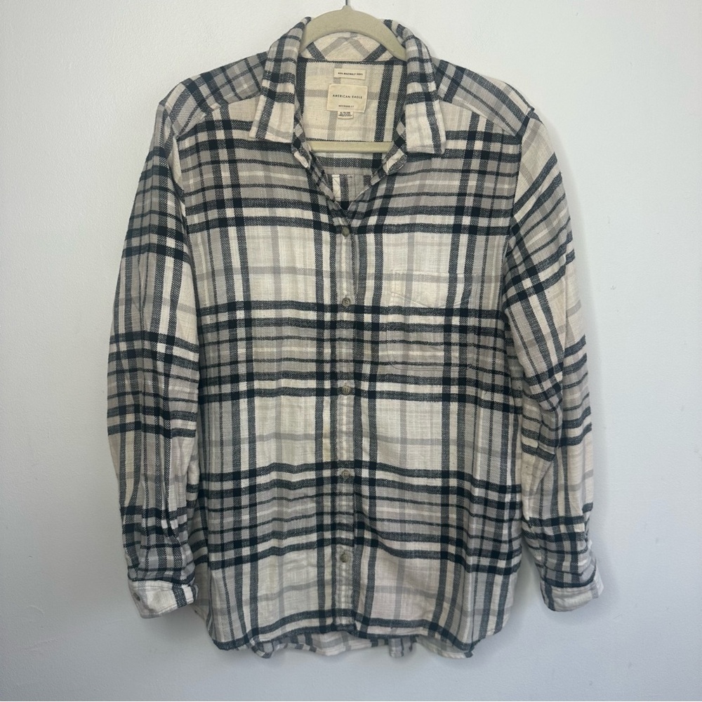 American Eagle Boyfriend Fit Women’s XL Black Gray Plaid Flannel Top Soft AE